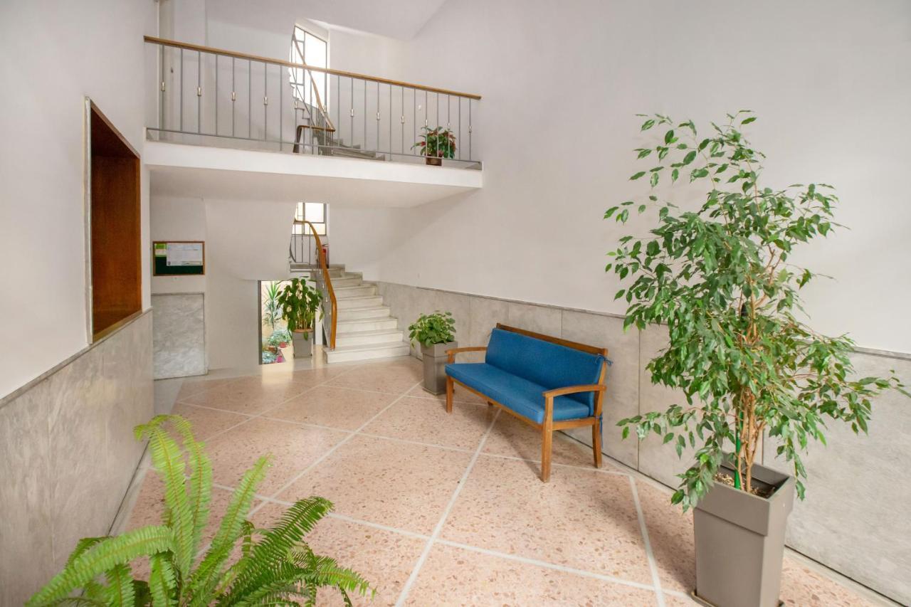 Upscale Luxury Athens Renovated Dream Home In One Of The Most Favorable Locations By National Gardens, Zoo & Hellenic Parliament In Syntagma And Stylish Exquisite Kolonaki Neighborhood Atenas Exterior foto