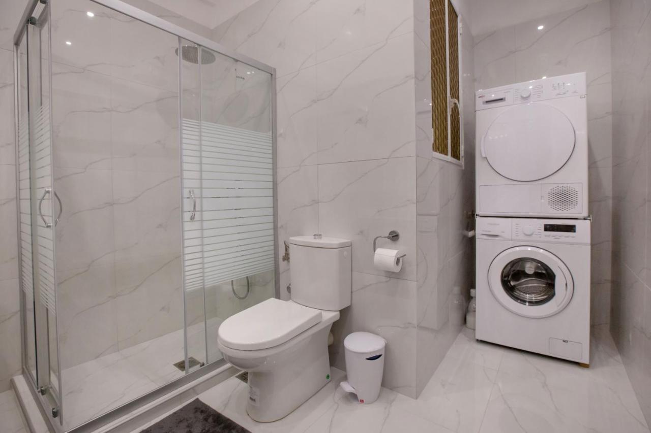Upscale Luxury Athens Renovated Dream Home In One Of The Most Favorable Locations By National Gardens, Zoo & Hellenic Parliament In Syntagma And Stylish Exquisite Kolonaki Neighborhood Atenas Exterior foto