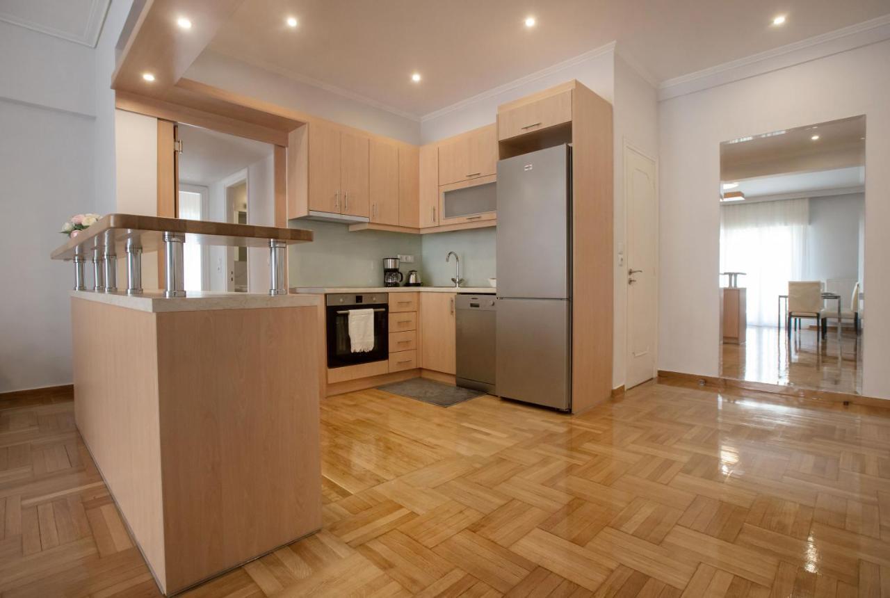 Upscale Luxury Athens Renovated Dream Home In One Of The Most Favorable Locations By National Gardens, Zoo & Hellenic Parliament In Syntagma And Stylish Exquisite Kolonaki Neighborhood Atenas Exterior foto