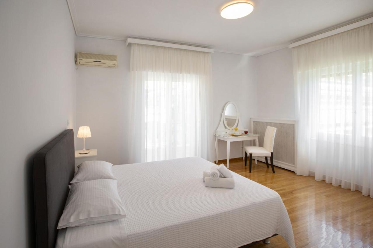 Upscale Luxury Athens Renovated Dream Home In One Of The Most Favorable Locations By National Gardens, Zoo & Hellenic Parliament In Syntagma And Stylish Exquisite Kolonaki Neighborhood Atenas Exterior foto